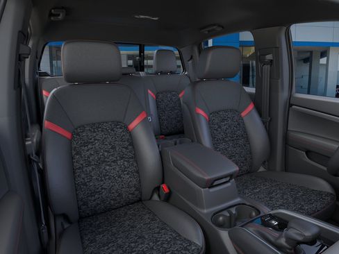 Certified 2024 Chevrolet Colorado Z71 w/ Advanced Trailering Package image 50