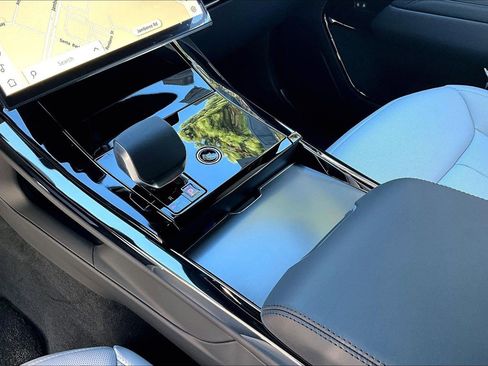 New 2026 Land Rover Range Rover Sport Dynamic SE image 11