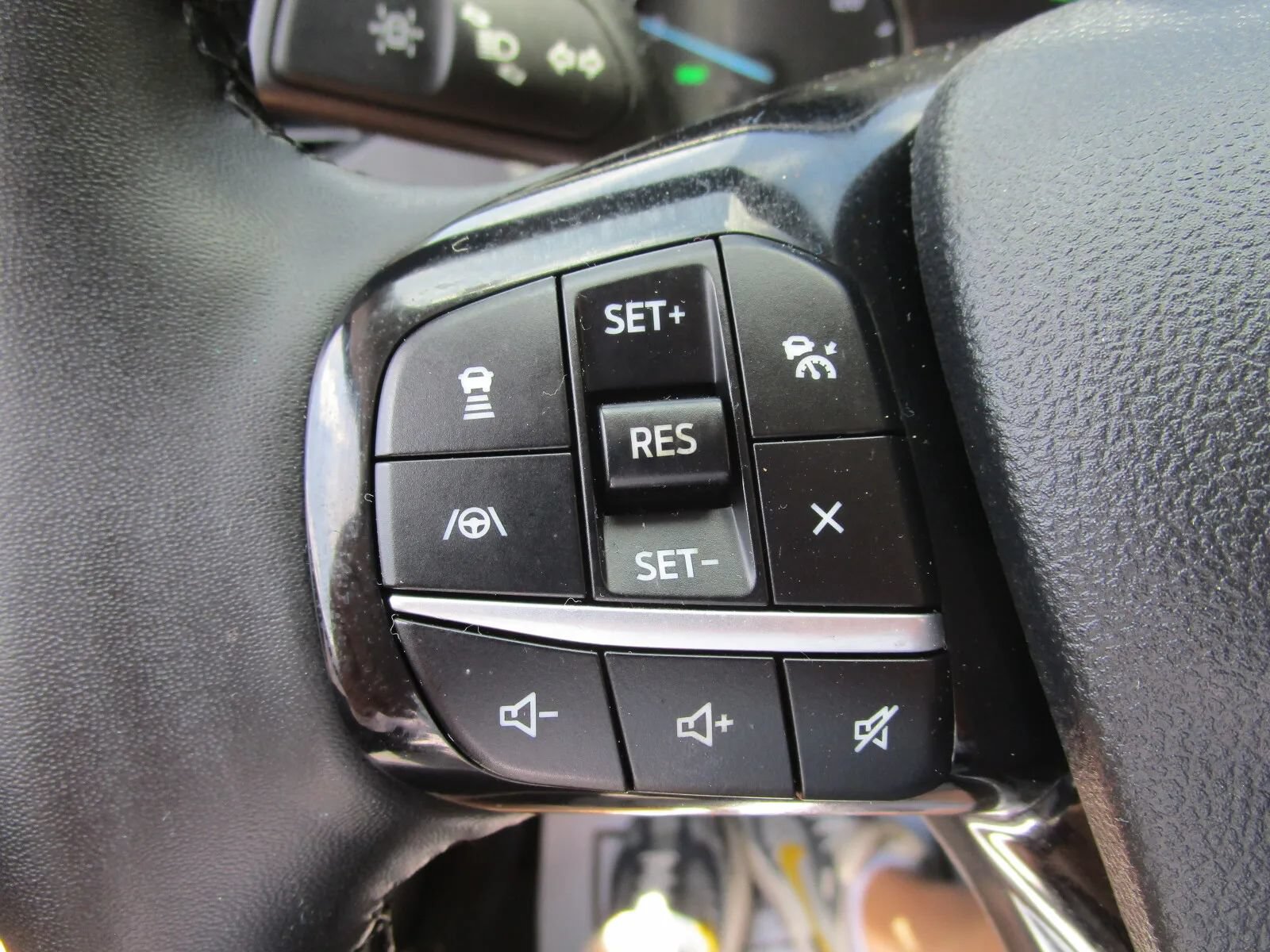 Used 2022 Ford Escape SE w/ Convenience Package AWD/4WD image 22