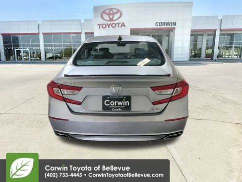 Used 2022 Honda Accord Sport image 4