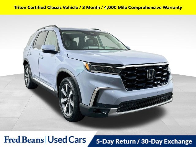 Used 2023 Honda Pilot Touring image 1
