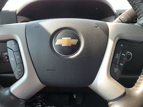 Used 2009 Chevrolet Silverado 2500 LT w/ Exterior Plus Package AWD/4WD image 15