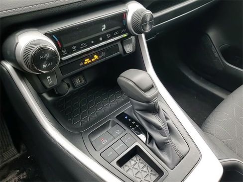 Certified 2025 Toyota RAV4 XLE image 20