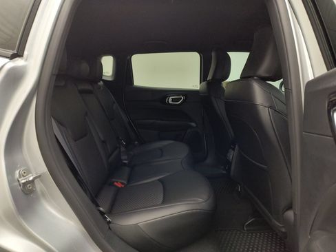 New 2026 Jeep Compass Latitude AWD/4WD image 28