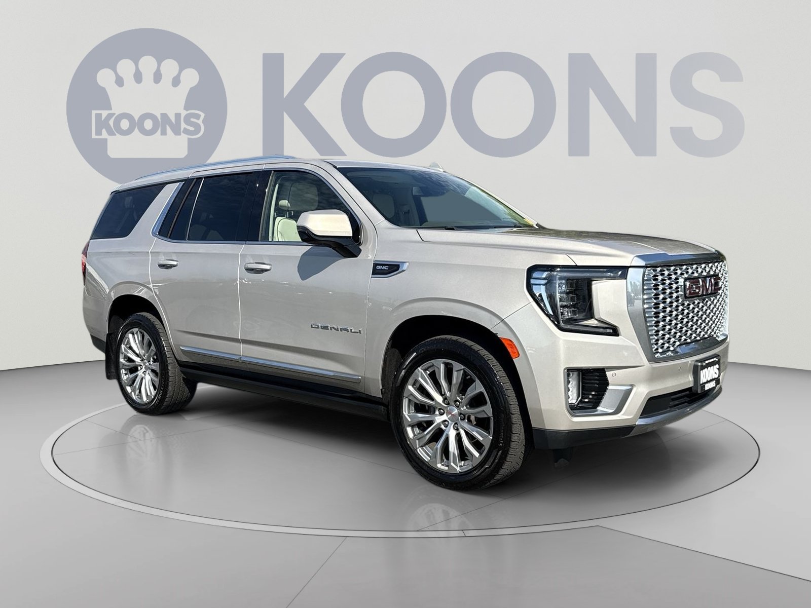 Used 2023 GMC Yukon Denali AWD/4WD image 2