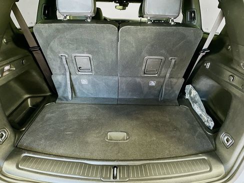 Used 2023 Jeep Grand Cherokee L Laredo AWD/4WD image 38