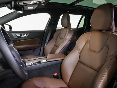 Certified 2025 Volvo V60 B5 Cross Country Plus image 7