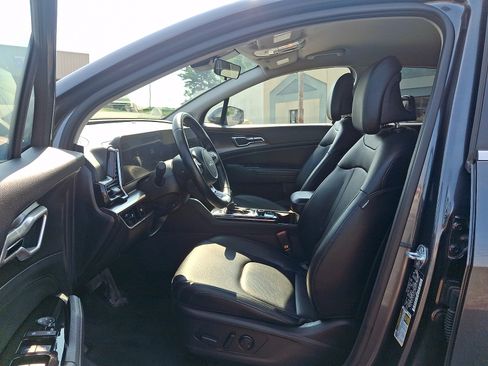 Used 2023 Kia Sportage EX AWD/4WD image 13