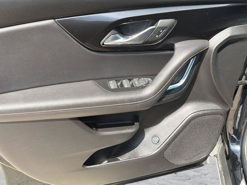 Used 2022 Chevrolet Blazer Premier FWD image 10