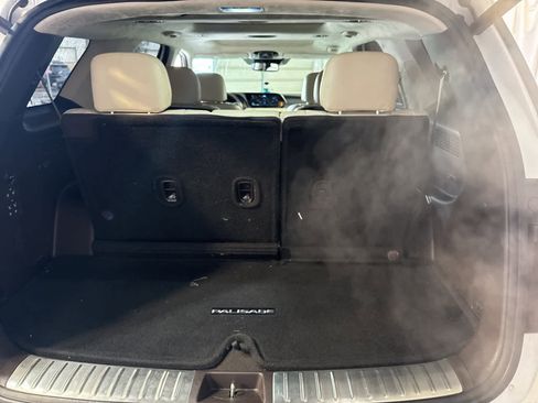 Used 2021 Hyundai Palisade Calligraphy image 14