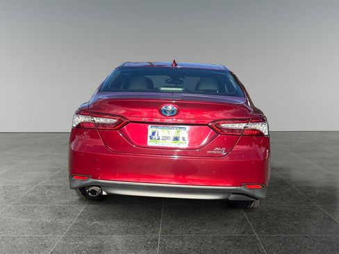 Used 2020 Toyota Camry XLE w/ Driver Assist Package image 6