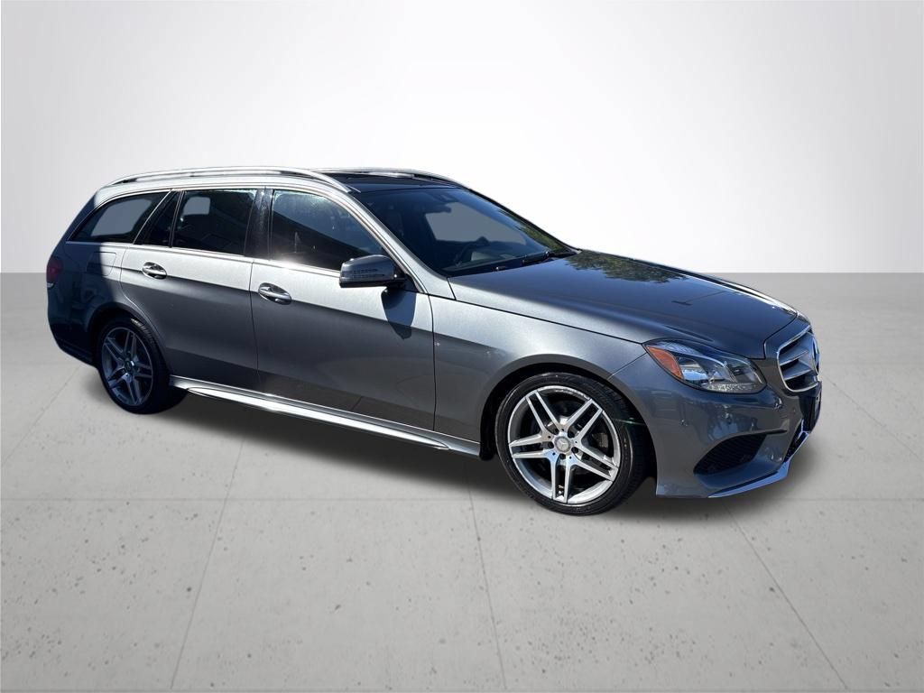 Used 2016 Mercedes-Benz E 350 4MATIC Wagon image 4