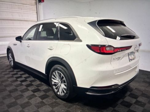 Used 2024 MAZDA CX-90 Plug-In Hybrid w/ Preferred AWD/4WD image 2