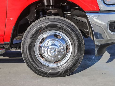 Used 2024 RAM 3500 Big Horn image 11