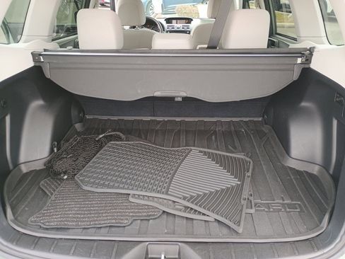 Used 2017 Subaru Forester 2.5i Premium w/ All-Weather Package image 18