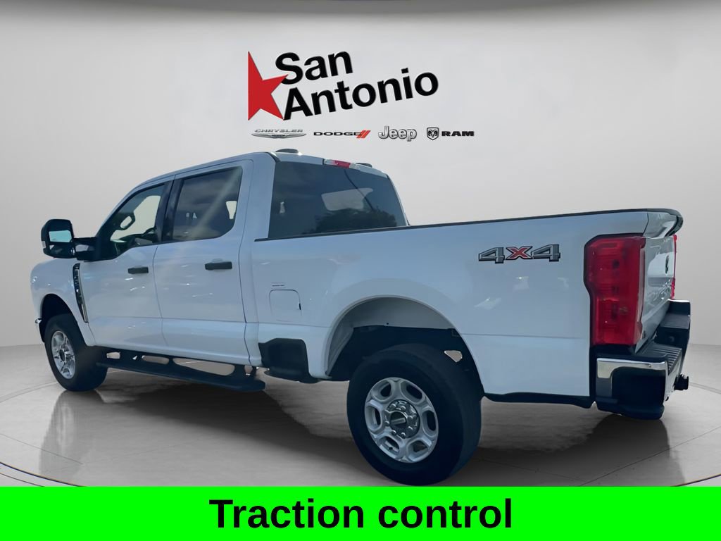Used 2025 Ford F250 XLT AWD/4WD image 9