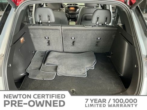 Used 2023 Chevrolet TrailBlazer RS w/ Sun and Liftgate Package FWD image 21