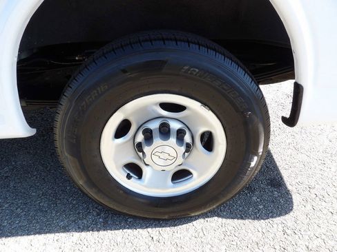 Used 2021 Chevrolet Express 2500 w/ Safety Package RWD image 49