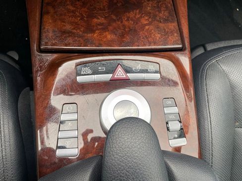 Used 2013 Mercedes-Benz S 550 4MATIC image 29