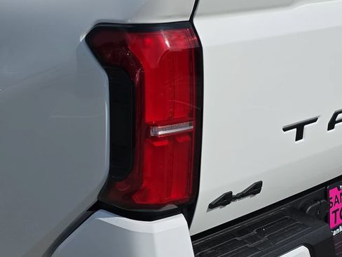 New 2026 Toyota Tacoma SR5 AWD/4WD image 33