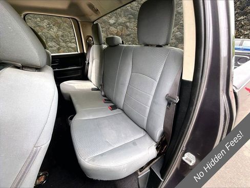Used 2018 RAM 1500 Express AWD/4WD image 23
