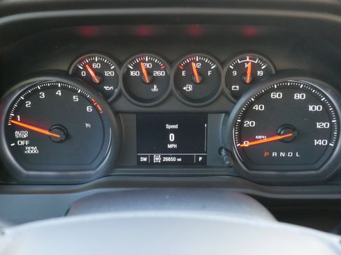 Certified 2023 Chevrolet Silverado 1500 Custom image 27