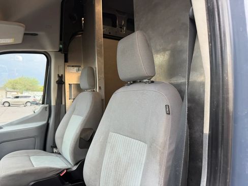 Used 2019 Ford Transit 250 148 High Roof Extended RWD image 21