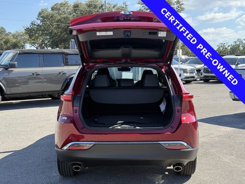 Used 2022 Toyota Venza Limited image 13