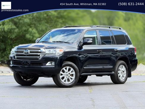 Used 2016 Toyota Land Cruiser w/ Four Season Floor Mat Package AWD/4WD image 1
