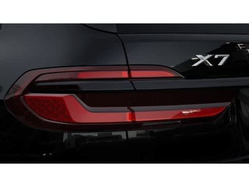 New 2027 BMW X7 xDrive40i w/ Executive Package AWD/4WD image 8