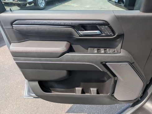 New 2026 GMC Sierra 2500 AT4X w/ AT4X AEV Edition AWD/4WD image 11