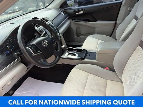 Used 2014 Toyota Camry LE FWD image 8