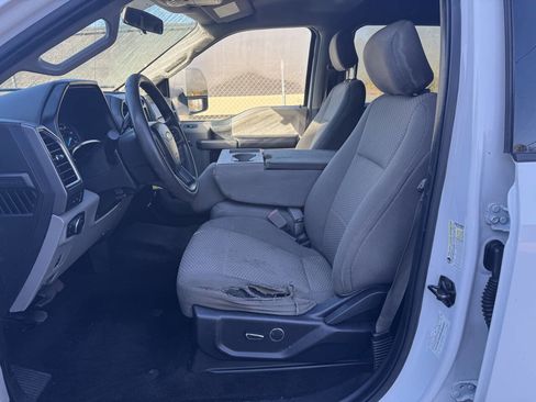 Used 2018 Ford F250 XLT w/ XLT Value Package AWD/4WD image 14
