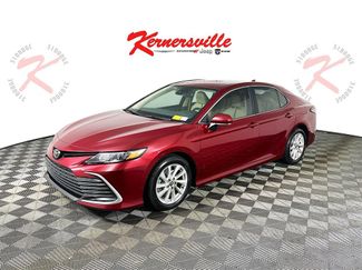 Used 2021 Toyota Camry LE video 3