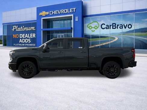 Used 2025 Chevrolet Silverado 2500 LT w/ Trail Boss Package image 4