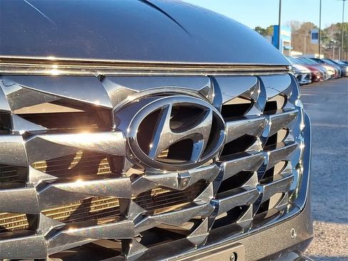 Used 2024 Hyundai Tucson Limited image 31