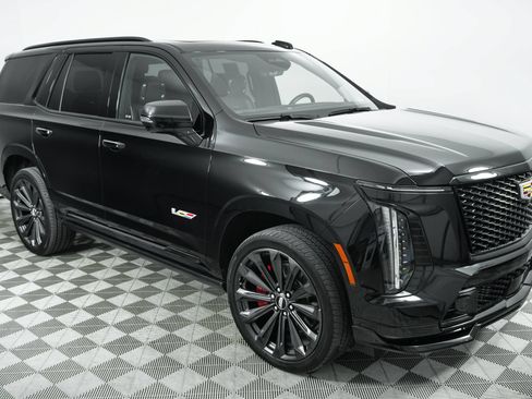 Used 2025 Cadillac Escalade V w/ LPO, Floor Liner Package AWD/4WD image 1