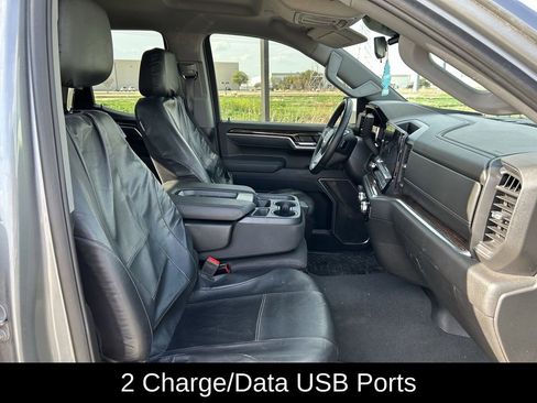 Used 2025 GMC Sierra 1500 Elevation image 33