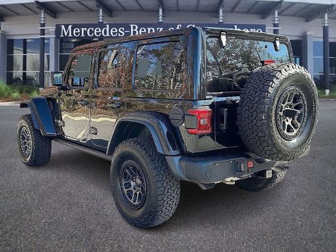 Used 2022 Jeep Wrangler Unlimited Rubicon w/ Xtreme Recon 35" Tire Package image 5
