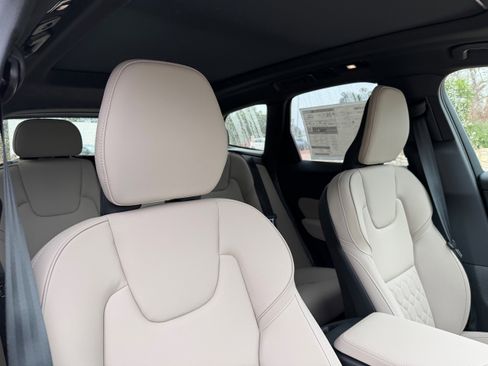 New 2026 Volvo XC60 B5 Plus w/ Protection Package Premier image 9
