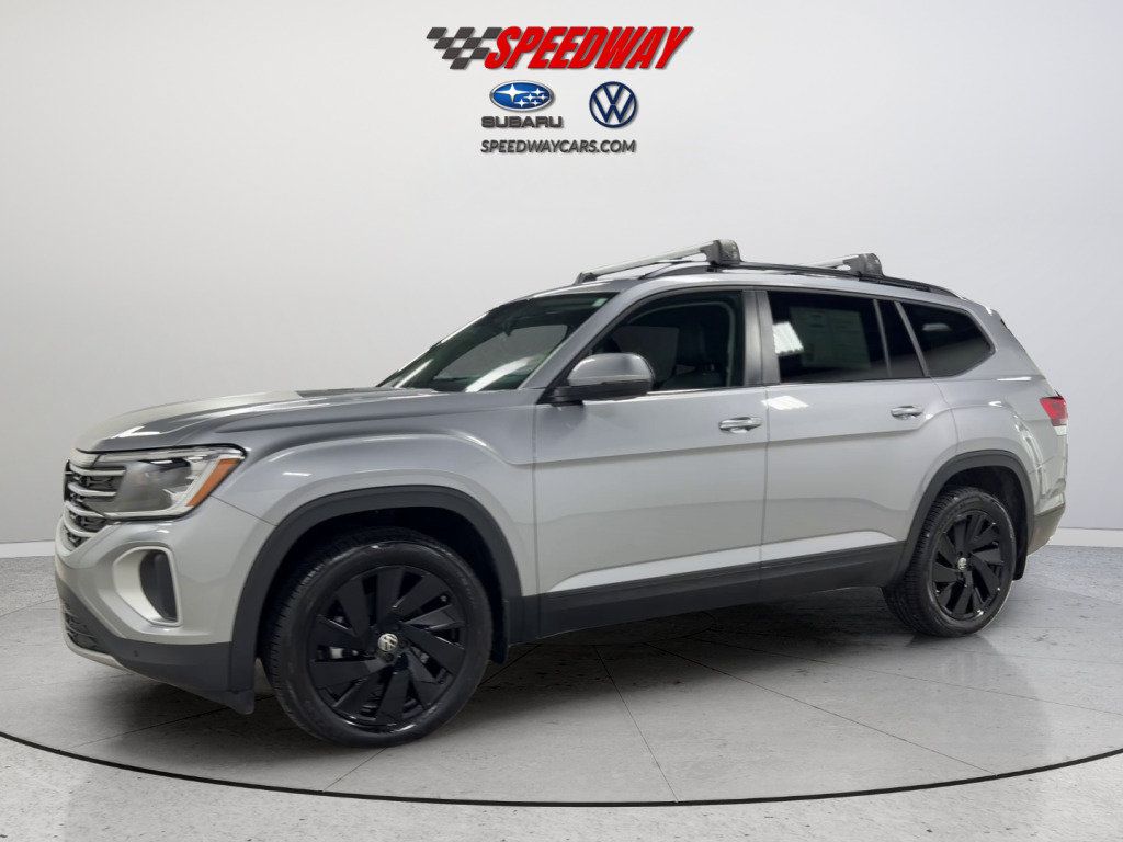Certified 2026 Volkswagen Atlas SE FWD image 11