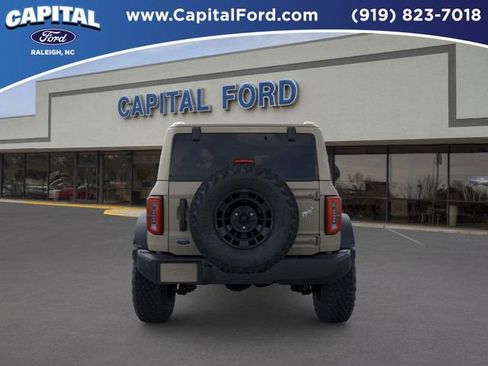 New 2026 Ford Bronco Outer Banks w/ Sasquatch Package AWD/4WD image 5
