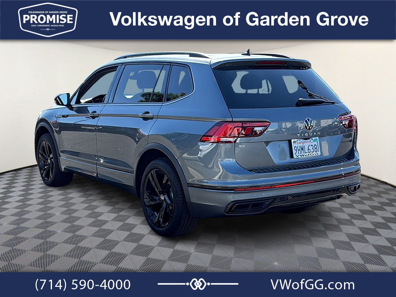 Used 2023 Volkswagen Tiguan SE R-Line FWD image 6