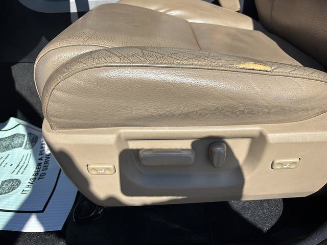 Used 2016 Toyota Sequoia Limited w/ Safety & Convenience Package AWD/4WD image 12