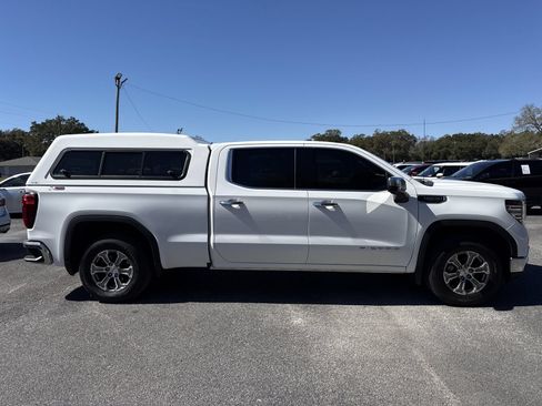 Used 2023 GMC Sierra 1500 SLT w/ X31 Off-Road Package AWD/4WD image 6