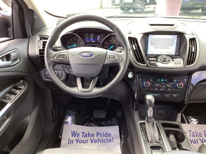 Used 2017 Ford Escape Titanium AWD/4WD image 28