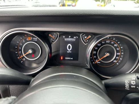 Used 2021 Jeep Wrangler Sport AWD/4WD image 29