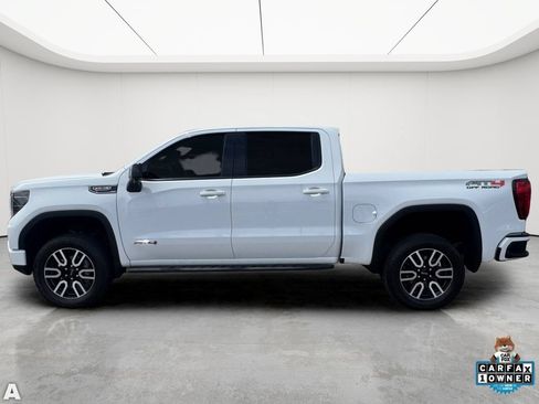 Used 2025 GMC Sierra 1500 AT4 w/ AT4 Premium Package AWD/4WD image 3