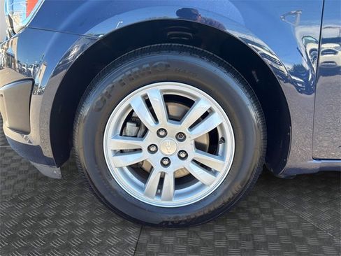 Used 2015 Chevrolet Sonic LT image 14