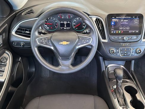Used 2023 Chevrolet Malibu LT FWD image 15
